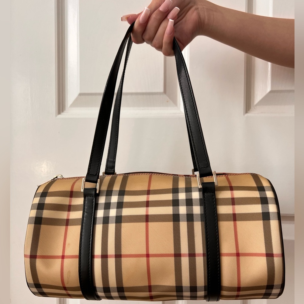 USED BEIGE VINTAGE CHECK COATED CANVAS BARREL BAG